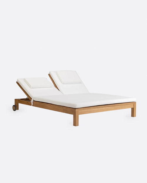 Transat GENESIS en bois de teck GENESIS outdoor sunbed in teak wood 201 x 139 x 27 cm with white mattress avec matelas blanc