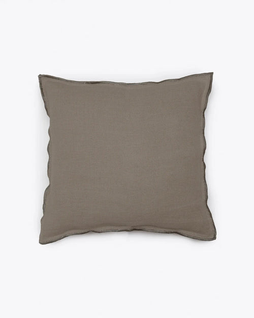 Housse de coussin KAURA en lin 50 x 50 cm en taupe