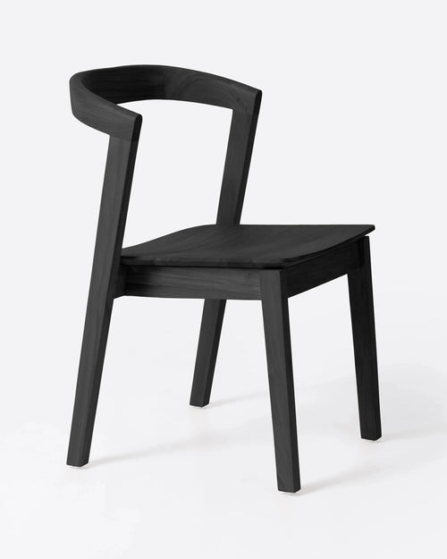 Chaise ARC sans accoudoirs en bois de teck 52 x 53 x 76 cm en couleur noire