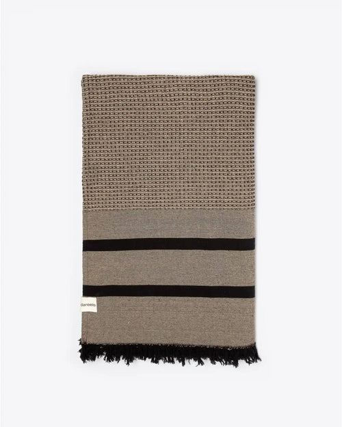 Serviette CHENNAI en coton recyclé 200 x 100 cm en couleur biscuit