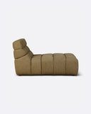 Chaise longue de exterior CHOPIN de olefina reciclada 93 x 145 x 78 cm en color arena (Sand)