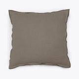 Housse de coussin KAURA en lin 60 x 60 cm en taupe