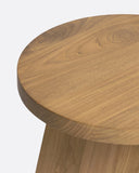 Mesa auxiliar BATU de madera de teca reciclada Ø 37 cm x 45 cm de altura en color natural