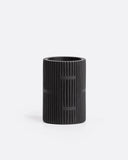 Portalápices MEJA de madera de teca reciclada Ø 8 x 11 cm de altura en color negro