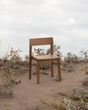 Silla RAWI WA apilable de madera de teca 50 x 47 x 78 cm en color natural
