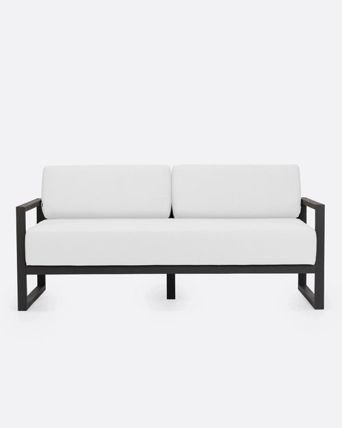 Sofá de exterior SELMA 2/3 plazas de madera de teca 170 x 83 x 67 cm en color negro y tapicería blanca