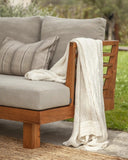 Sofá de exterior STRAUSS 2 plazas de madera de teca reciclada y olefina 130 x 84 x 67 cm en tapizado natural